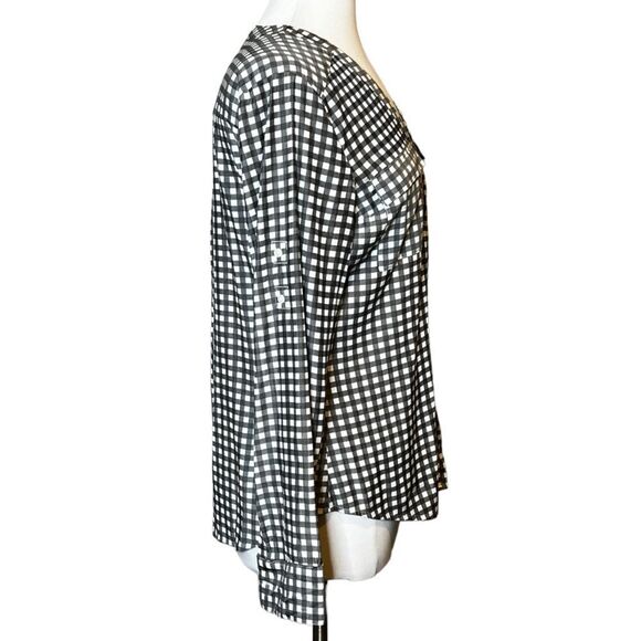 EXPRESS ROLL Tab Sleeve Popover V-Neck Gingham Blouse - Picture 2 of 6